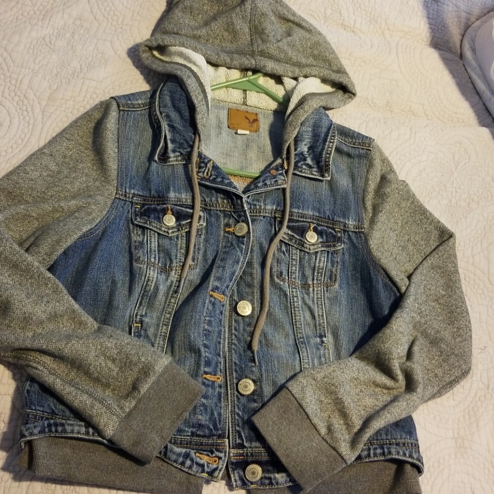 American Eagle Denim jacket- excellent condition